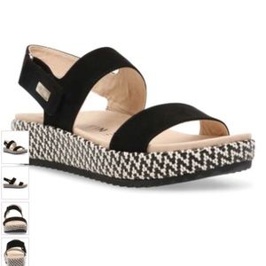 Anne Klein black sandals